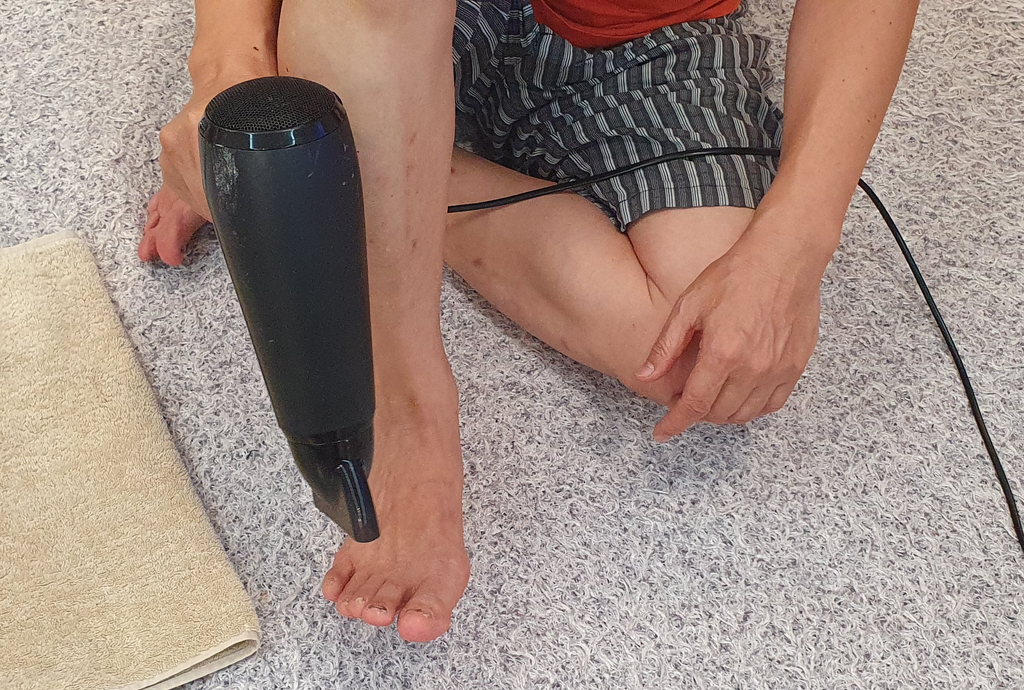 당뇨 환자 발 씻기와 물기 말리는 법: 절단의 위험을 막는 하루 10분 발 관리 실천법 2 image 22